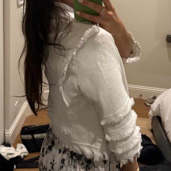 Alexis White Frayed Blazer - Picture 3 of 9